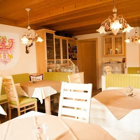 Pensionat Alpengruss 3*