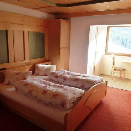 Alpengruss 게스트하우스 겔로스